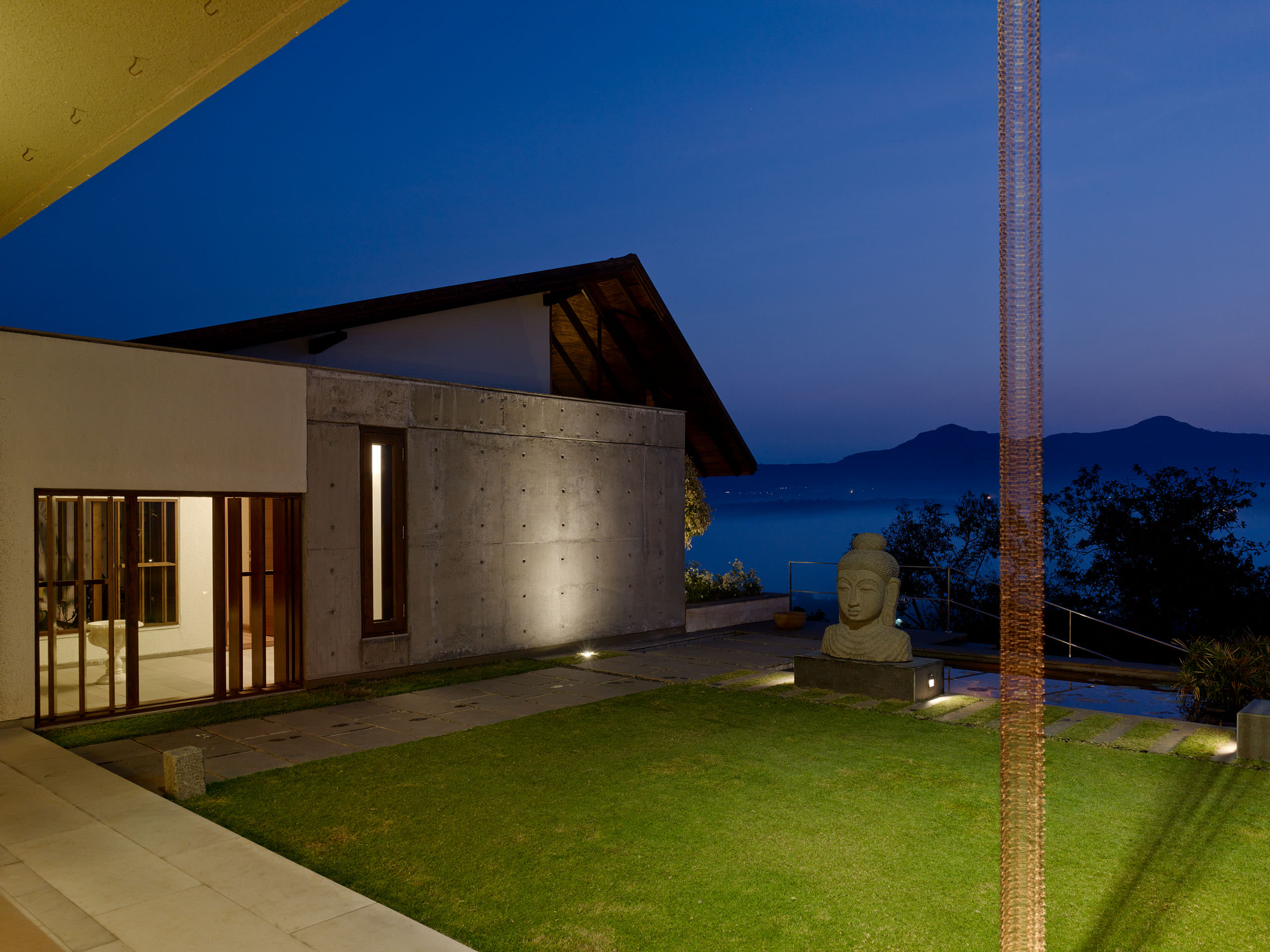 E14489 Alpa 042124 j2560